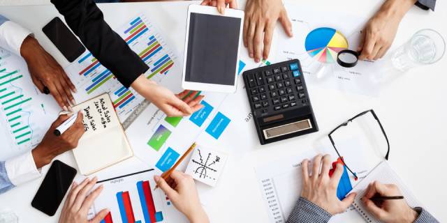 businessmen-hands-white-table-with-documents-drafts-2-1.jpg